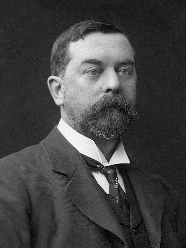 John Singer Sargent photographed by James E. Purdy in 1903. Courtesy of Wikipedia.
