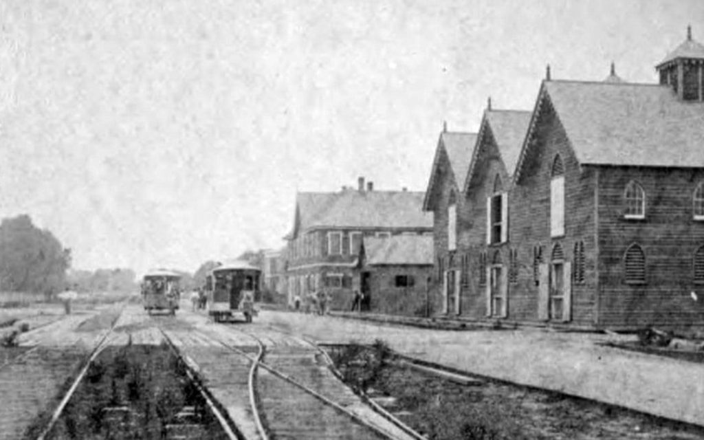 Streetcars on Napoleon Avenue at St. Charles. Photo taken in 1860. Photographer unknown. Courtesy of The NOLA History Guy.